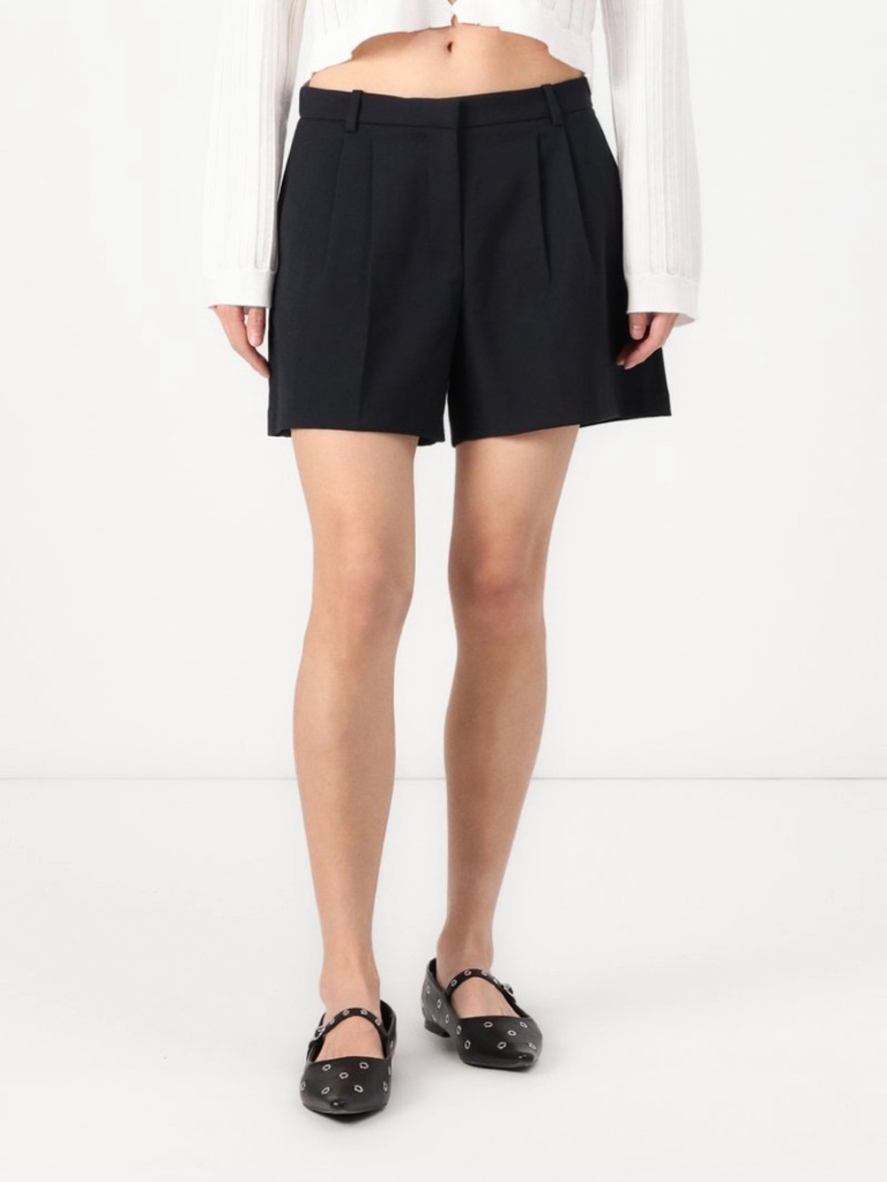 Abercrombie & Fitch Black Pleated Front Women’s Shorts